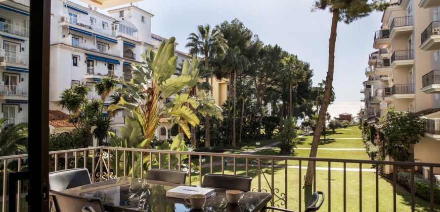 APARTAMENTO EN ANDALUCÍA DEL MAR, PUERTO BANÚS, MARBELLA