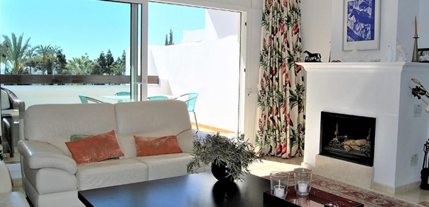 APARTAMENTO EN PALM BEACH, MARBELLA