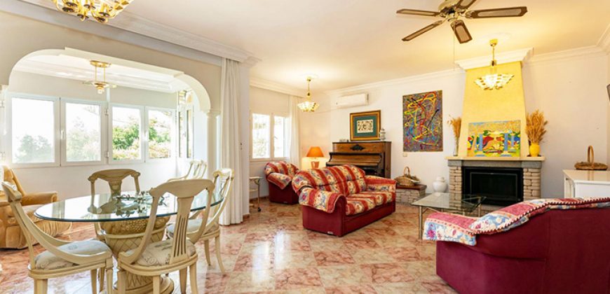 VILLA EN PUERTO DE LA TORRE, MÁLAGA