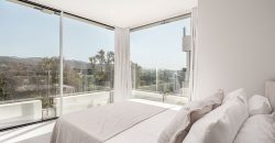 APARTMENT WITH STUNNING VIEWS IN RÍO REAL, MARBELLA