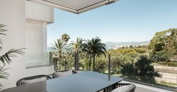 APARTMENT WITH STUNNING VIEWS IN RÍO REAL, MARBELLA