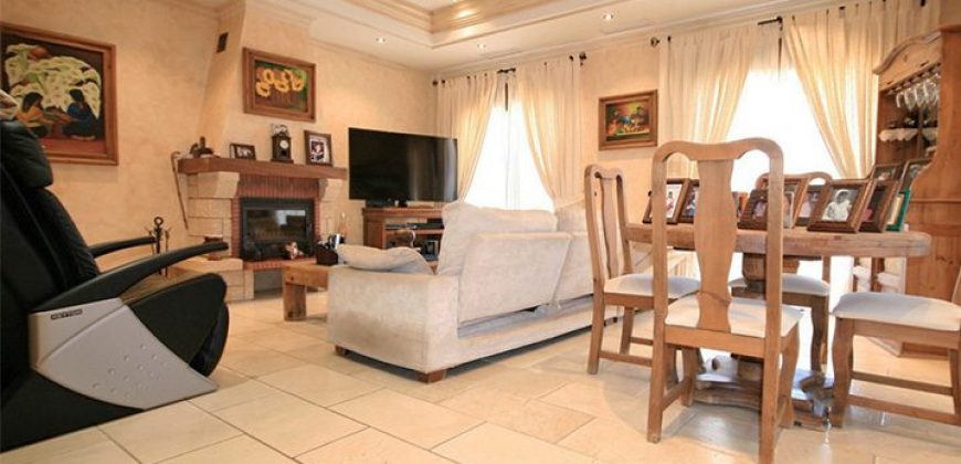 VILLA EN SIERREZUELA. MIJAS COSTA