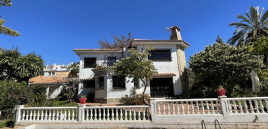 CHALET Y CASA DE INVITADOS. EL COTO, MIJAS