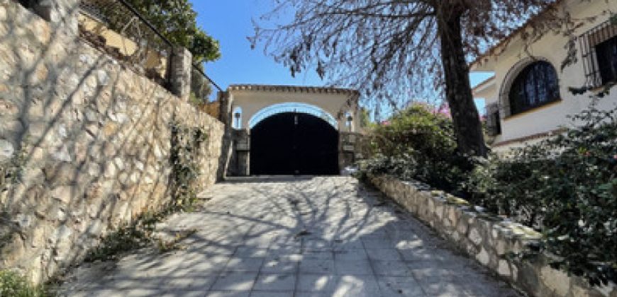 CHALET Y CASA DE INVITADOS. EL COTO, MIJAS