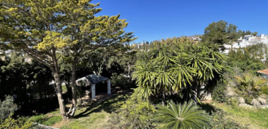 CHALET Y CASA DE INVITADOS. EL COTO, MIJAS