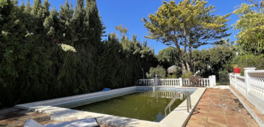 CHALET Y CASA DE INVITADOS. EL COTO, MIJAS