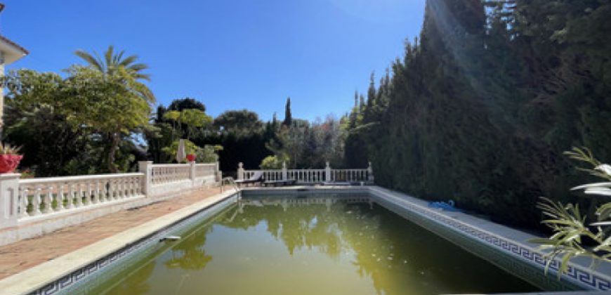 CHALET Y CASA DE INVITADOS. EL COTO, MIJAS