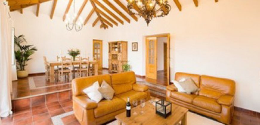 CORTIJO EN MIJAS COSTA