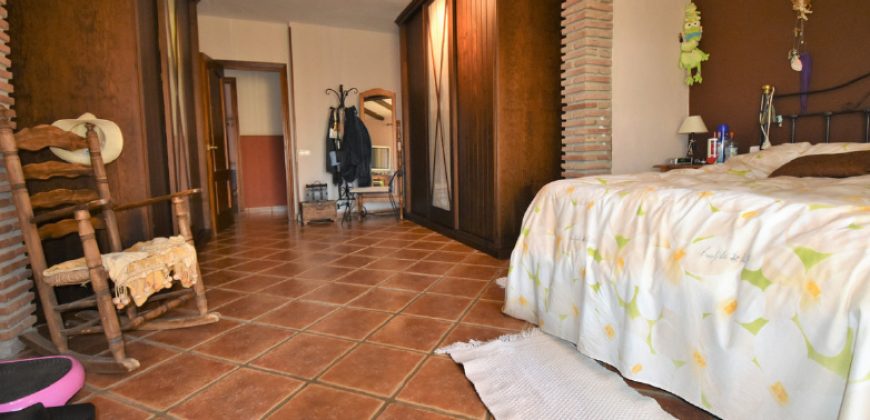 VILLA. LAS LAGUNAS