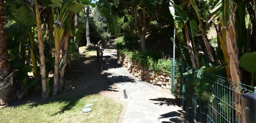 HALF FLOOR APARTMENT IN CALAHONDA