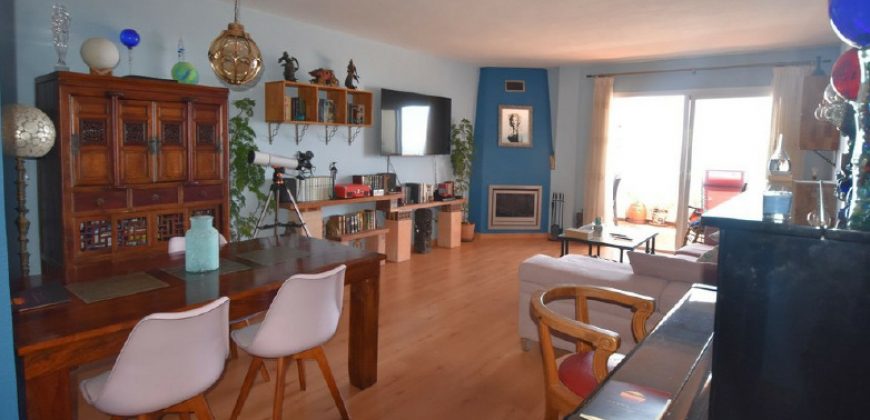 HALF FLOOR APARTMENT IN CALAHONDA