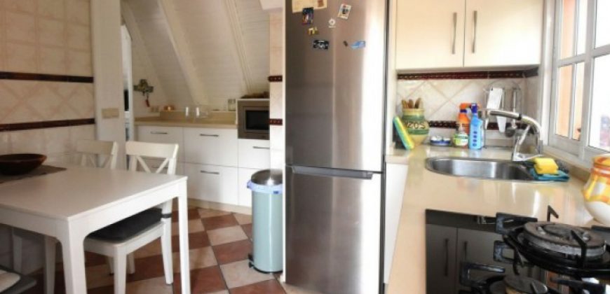 CHALET EN FUENGIROLA