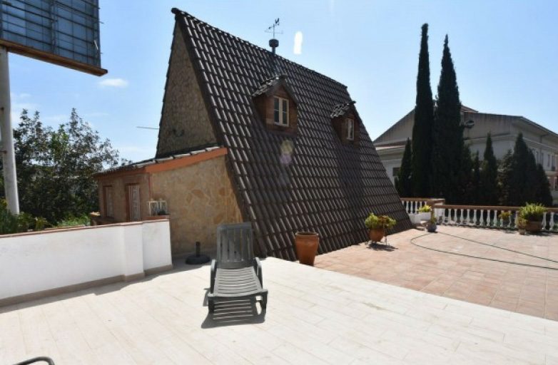 CHALET EN FUENGIROLA