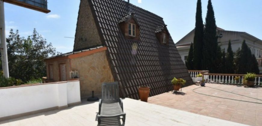 CHALET EN FUENGIROLA