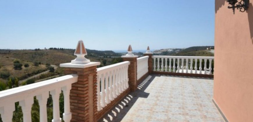 VILLA-CHALET EN LA CALA DE MIJAS