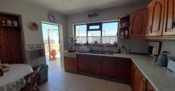 VILLA EN EL CHAPARRAL