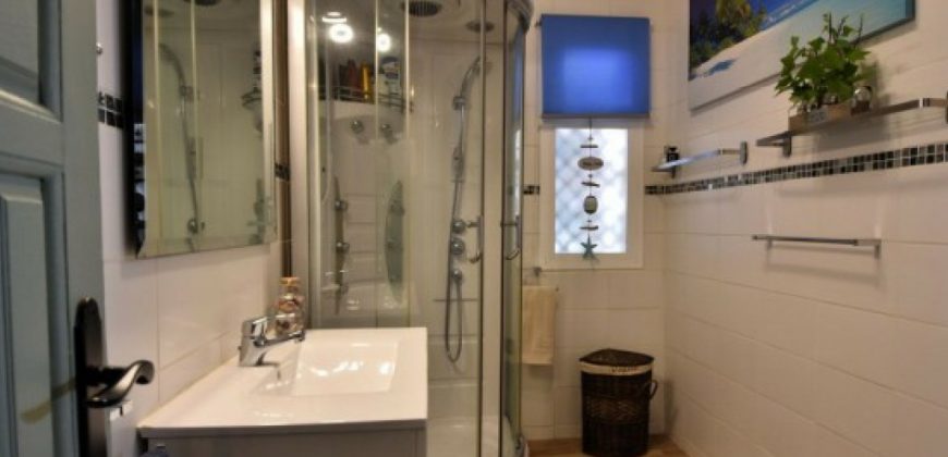 VILLA-CHALET SIERREZUELA