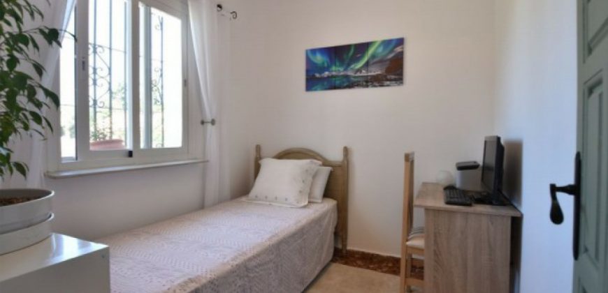 VILLA-CHALET SIERREZUELA