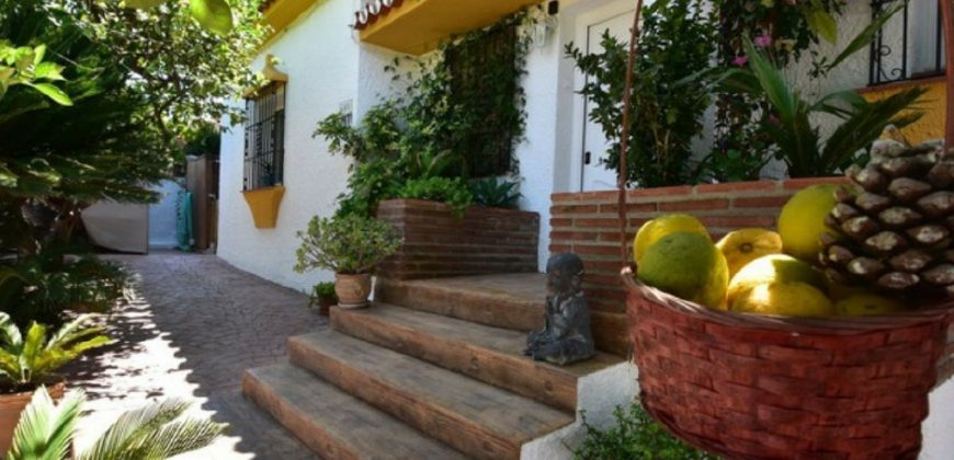 VILLA-CHALET SIERREZUELA