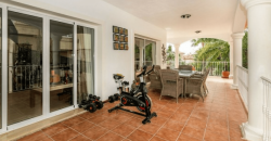 VILLA EN RIVIERA DEL SOL