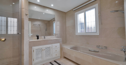 APARTMENT IN PARK BEACH, ESTEPONA