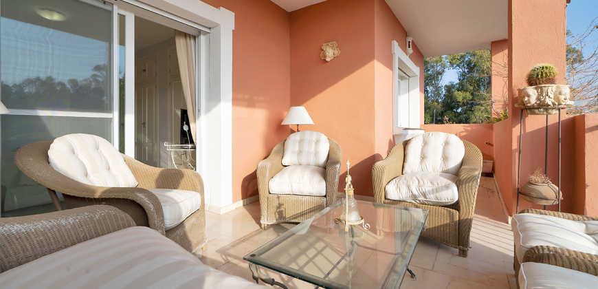 APARTMENT IN PARK BEACH, ESTEPONA