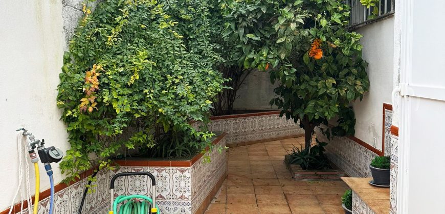 CASA CON ENCANTO Y GRAN POTENCIAL DE REFORMA EN COÍN