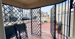 APARTAMENTO IDEAL CON GRAN POTENCIAL. SEGUNDA INEA DE PLAYA, MARBELLA CENTRO