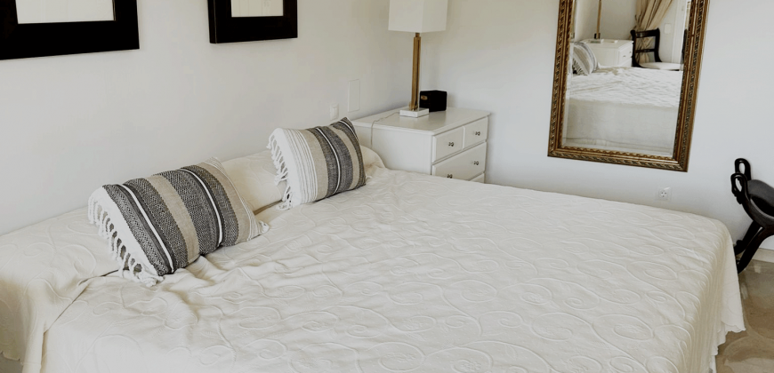 APARTMENT IN PARK BEACH, ESTEPONA