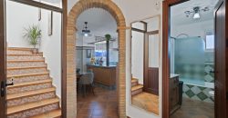 SE VENDE MAGNÍFICA VIVIENDA EN LA URBANIZACIÓN SIERRA CHICA, COÍN