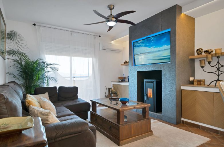 MAGNIFICENT PROPERTY FOR SALE IN THE SIERRA CHICA, COIN