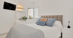 RENOVATED APARTMENT WITH OCEAN VIEWS IN TORRE REAL, MARBELLA