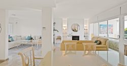 RENOVATED APARTMENT WITH OCEAN VIEWS IN TORRE REAL, MARBELLA